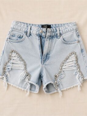 Women’s Embellished Festival Light Wash High-Waist Denim Shorts 28 (runs small)